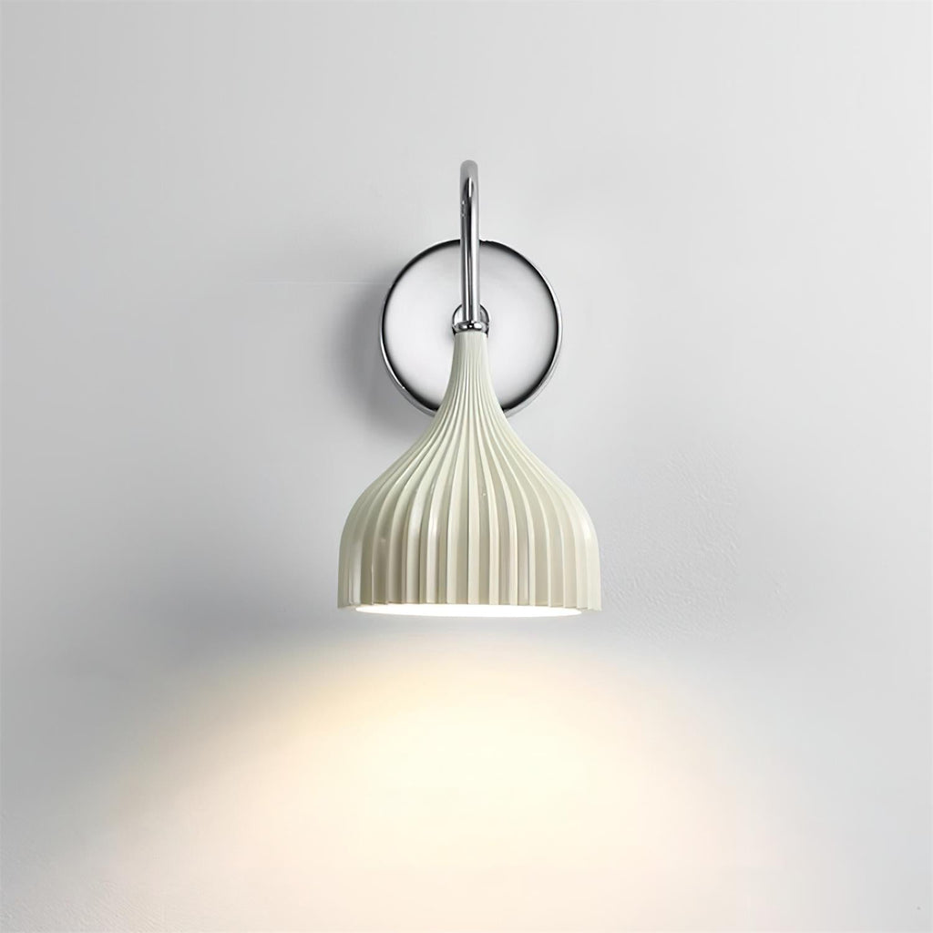 Garay Metal Wall Lamp — product view 2