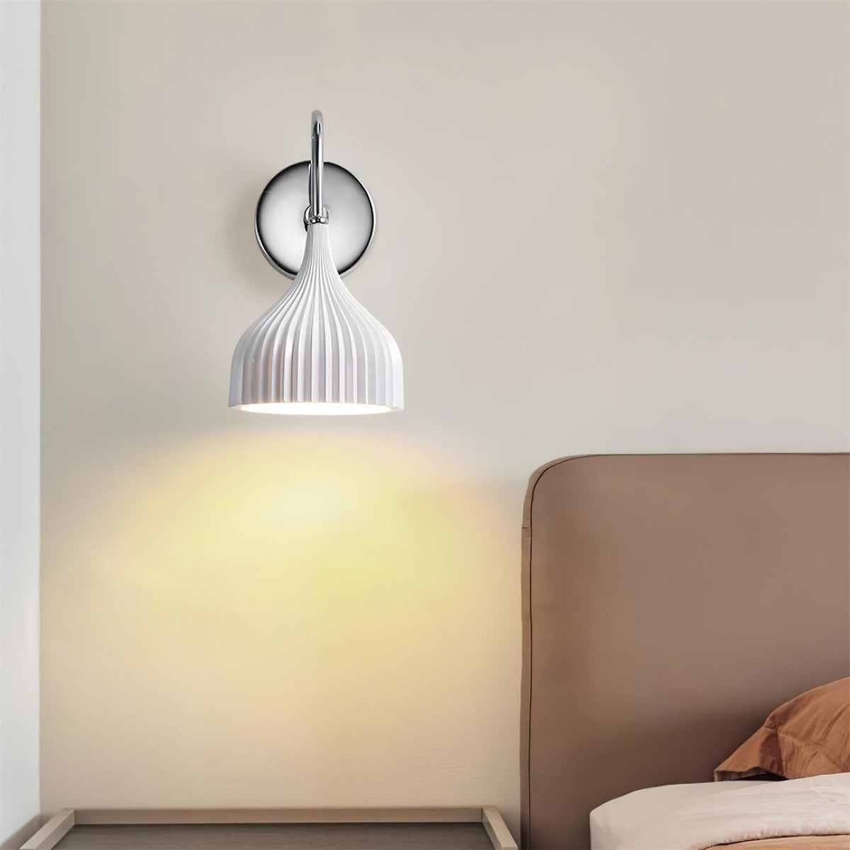 Garay Metal Wall Lamp — product view 5