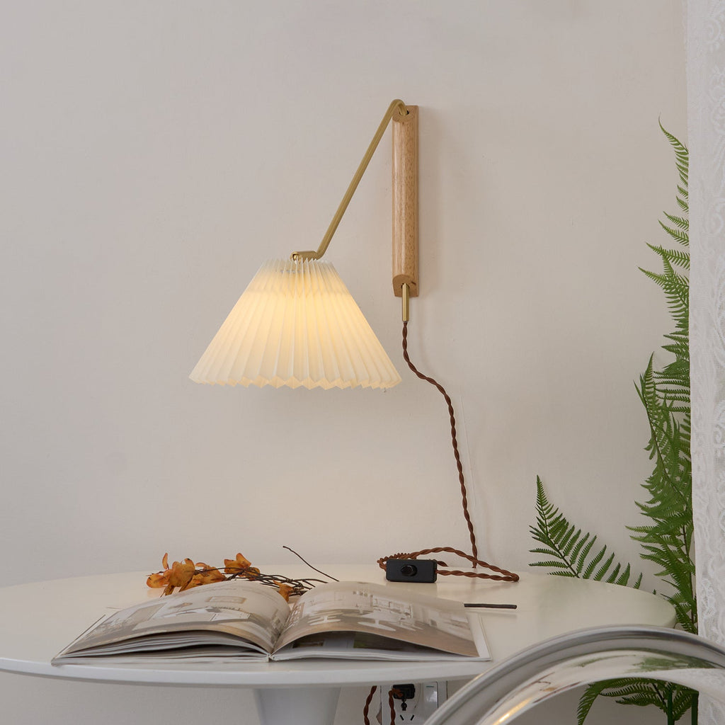Dorset Wood Wall Lamp — product view 3
