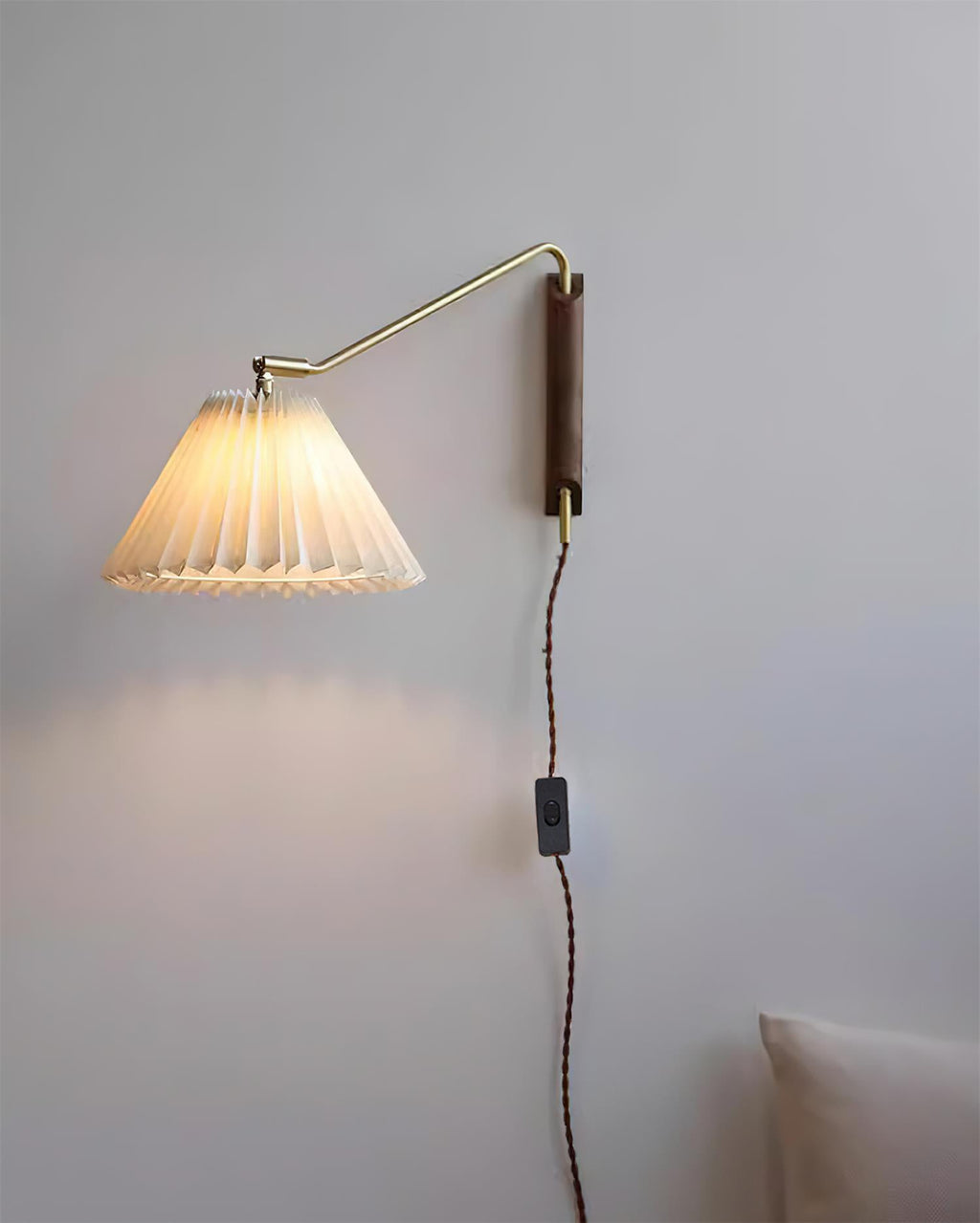 Dorset Wood Wall Lamp — product view 14