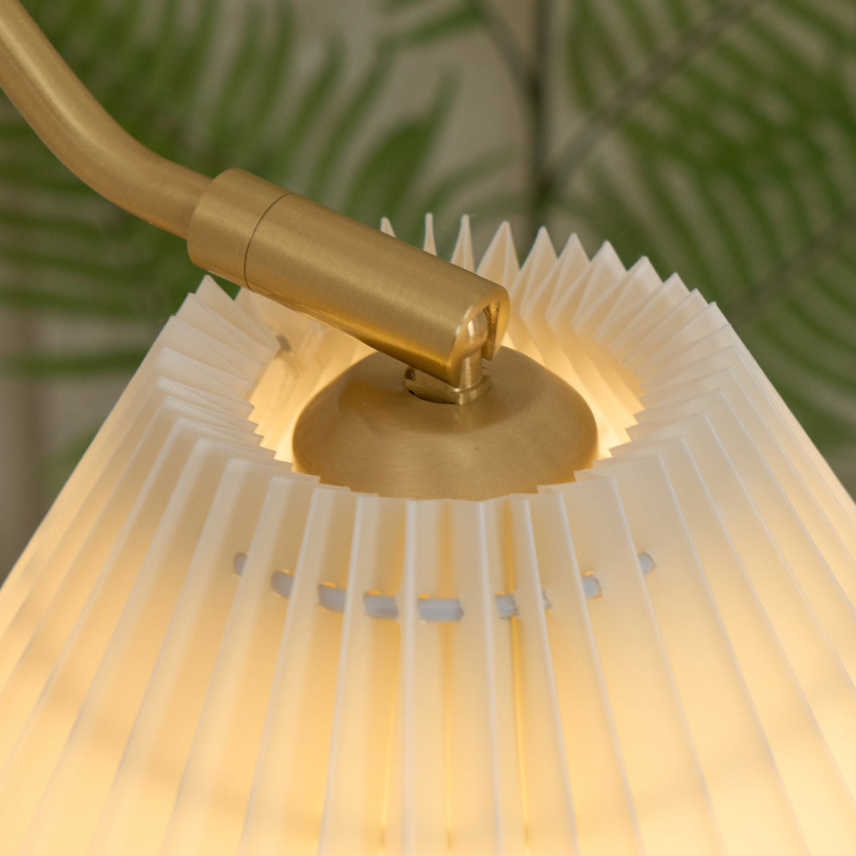 Dorset Wood Wall Lamp — product view 18