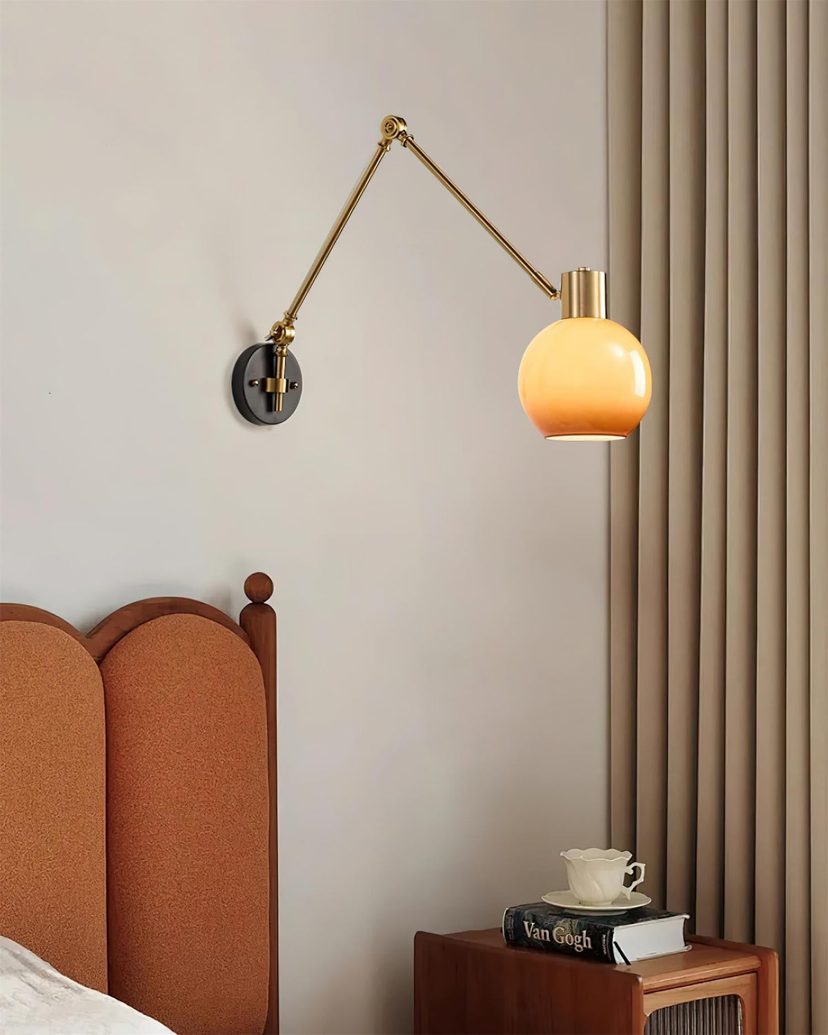 Vienna Glass Wall Lamp — product view 6