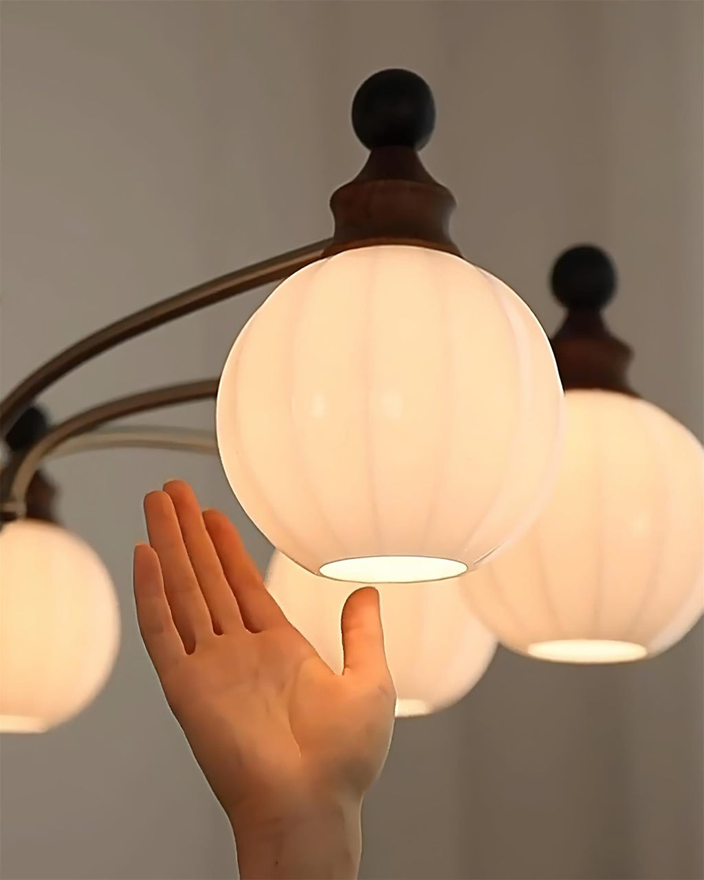 Viva Round Glass Chandelier — product view 15