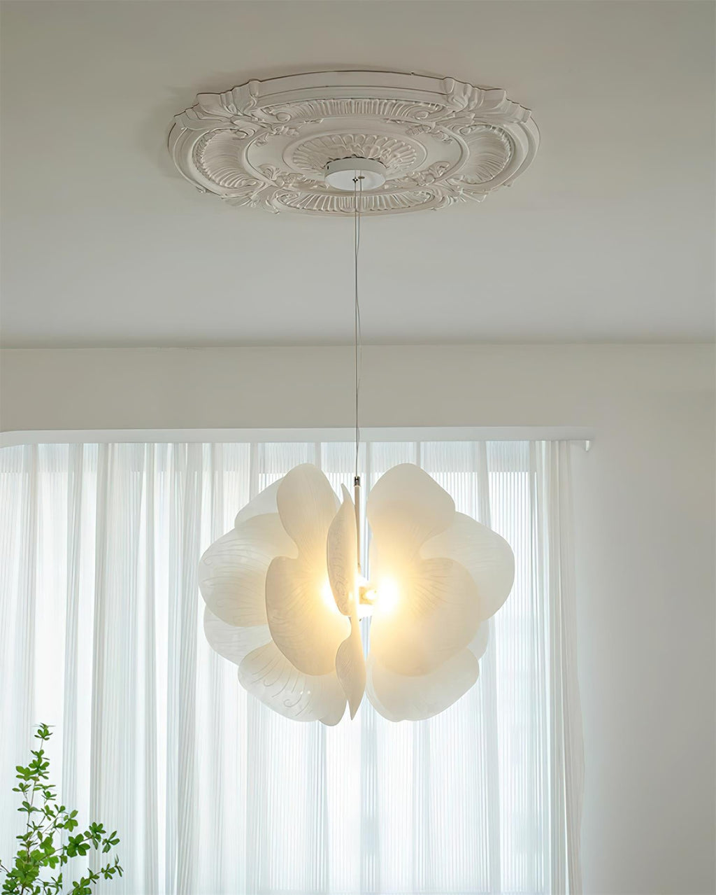 Bolide Metal Pendant Lamp — product view 3