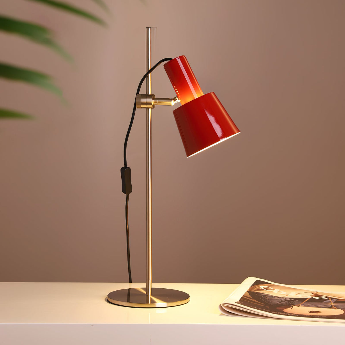 Holly Metal Table Lamp — product view 6