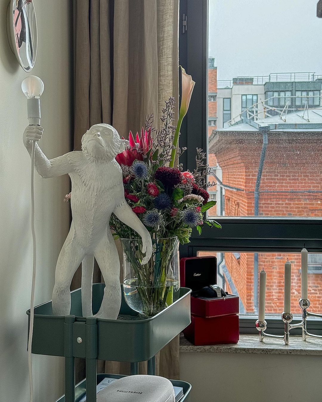 Monkey Metal Table Lamp — product view 3