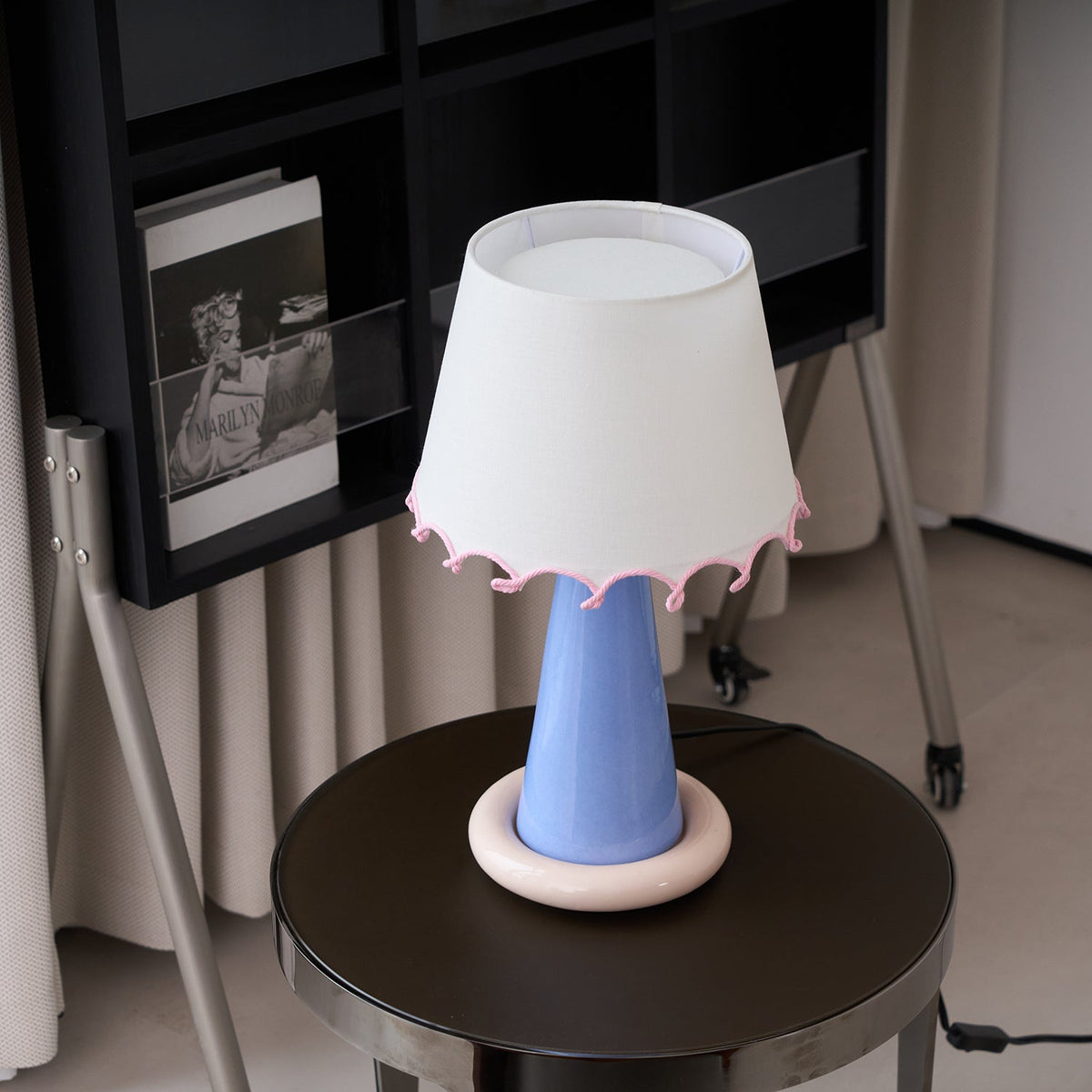 Ribbon Fabric Table Lamp — product view 7