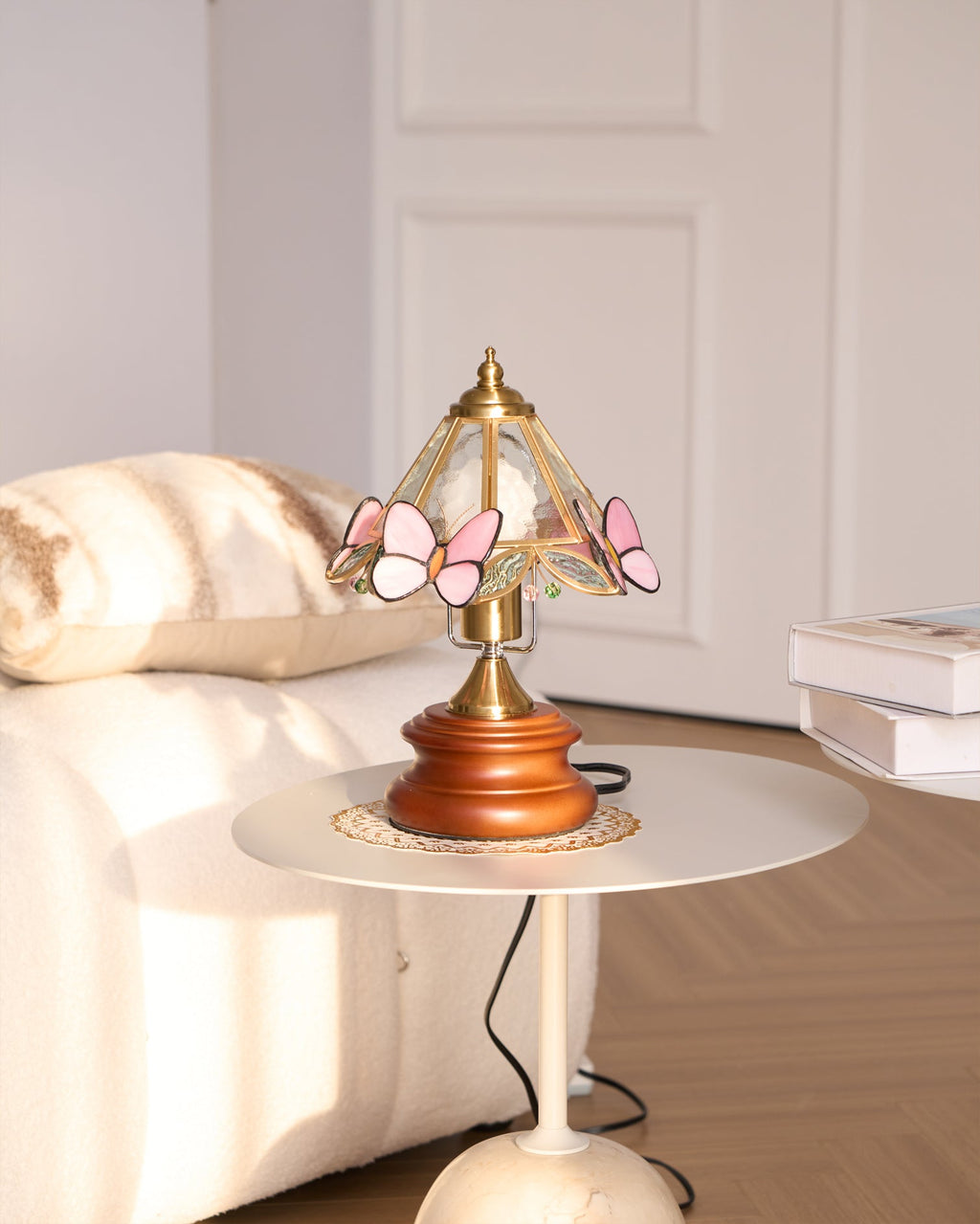 Pink Milly Glass Table Lamp — product view 12