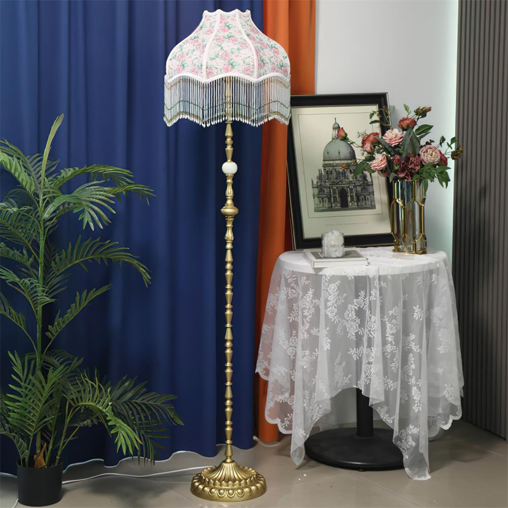 Masa Metal Floor Lamp — product view 3