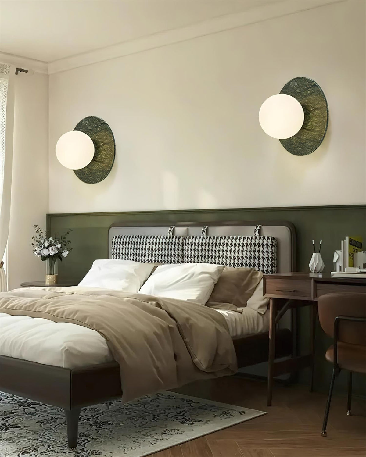 Gaia Green Marble Wall Lamp — product view 4