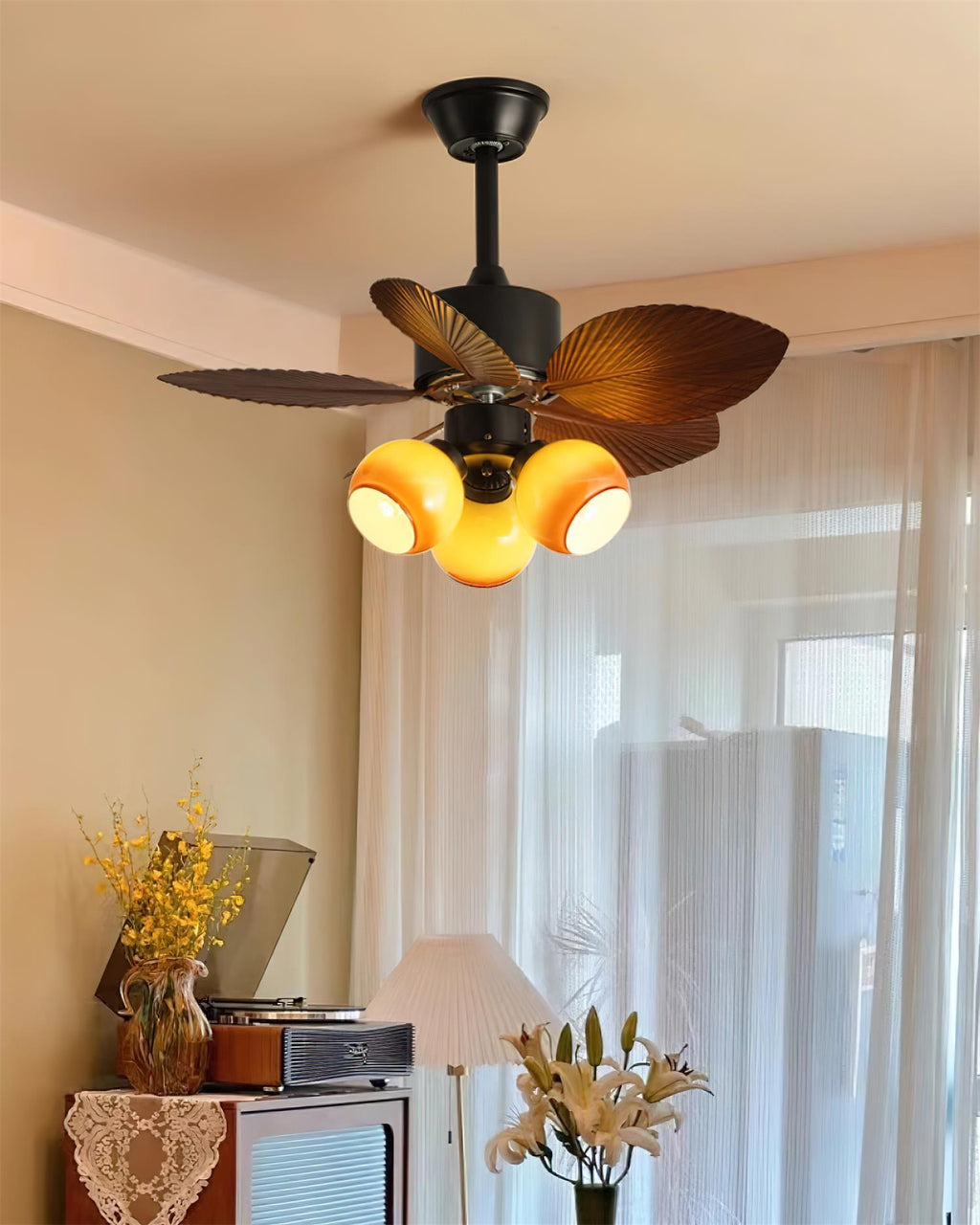 Keltic Leaf 29.5″ Ceiling Fan Light — product view 4