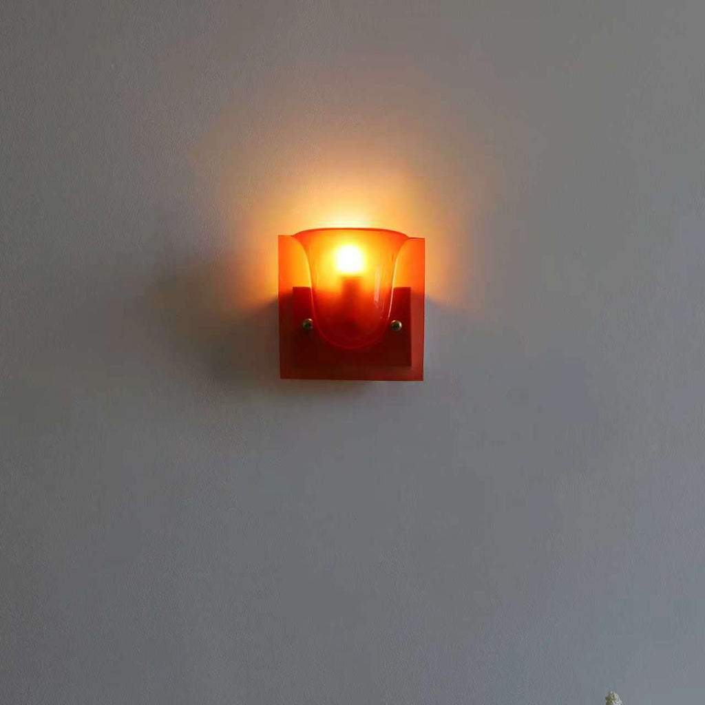 Aura Sculpted Resin Wall Sconce — design detail 13