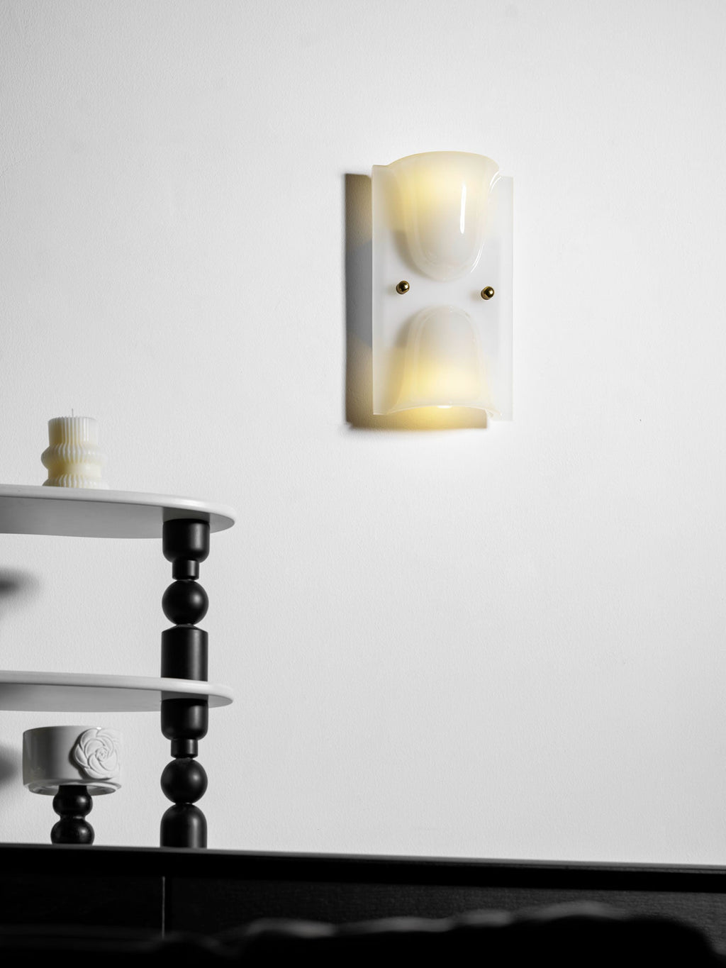 Aura Sculpted Resin Wall Sconce — design detail 17
