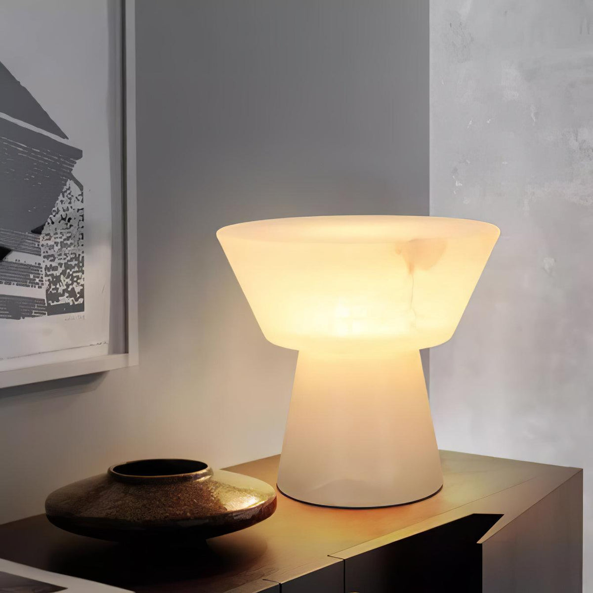 Beta Marble Table Lamp – table lamp view 3