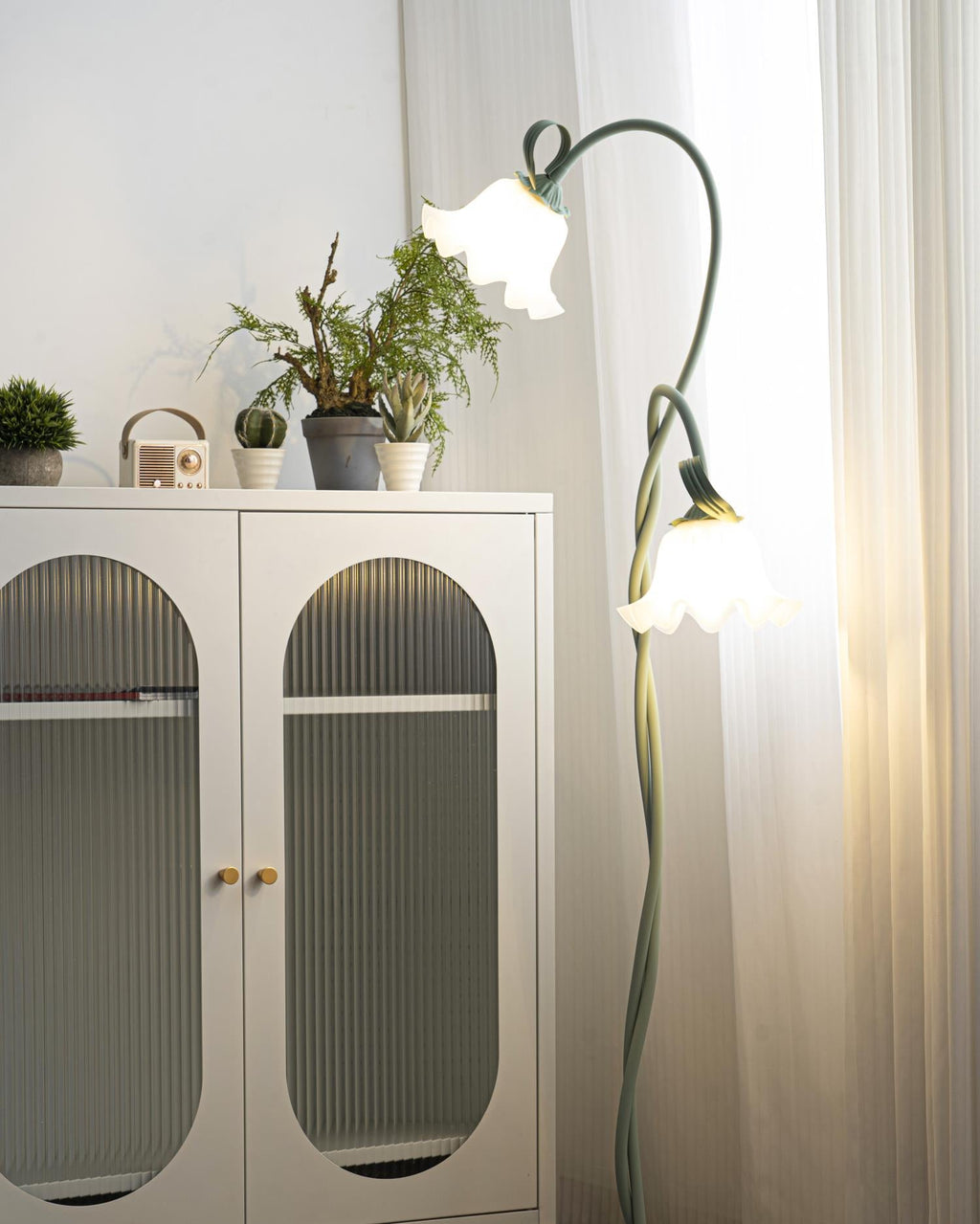 Calla Flower Acrylic Floor Lamp — interior or design detail 13