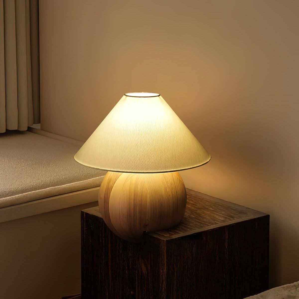 Corner Log Table Lamp — product and interior detail 6