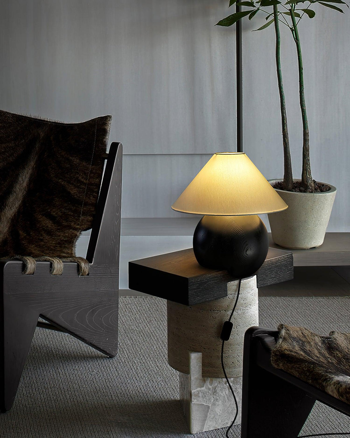 Corner Log Table Lamp — product and interior detail 13