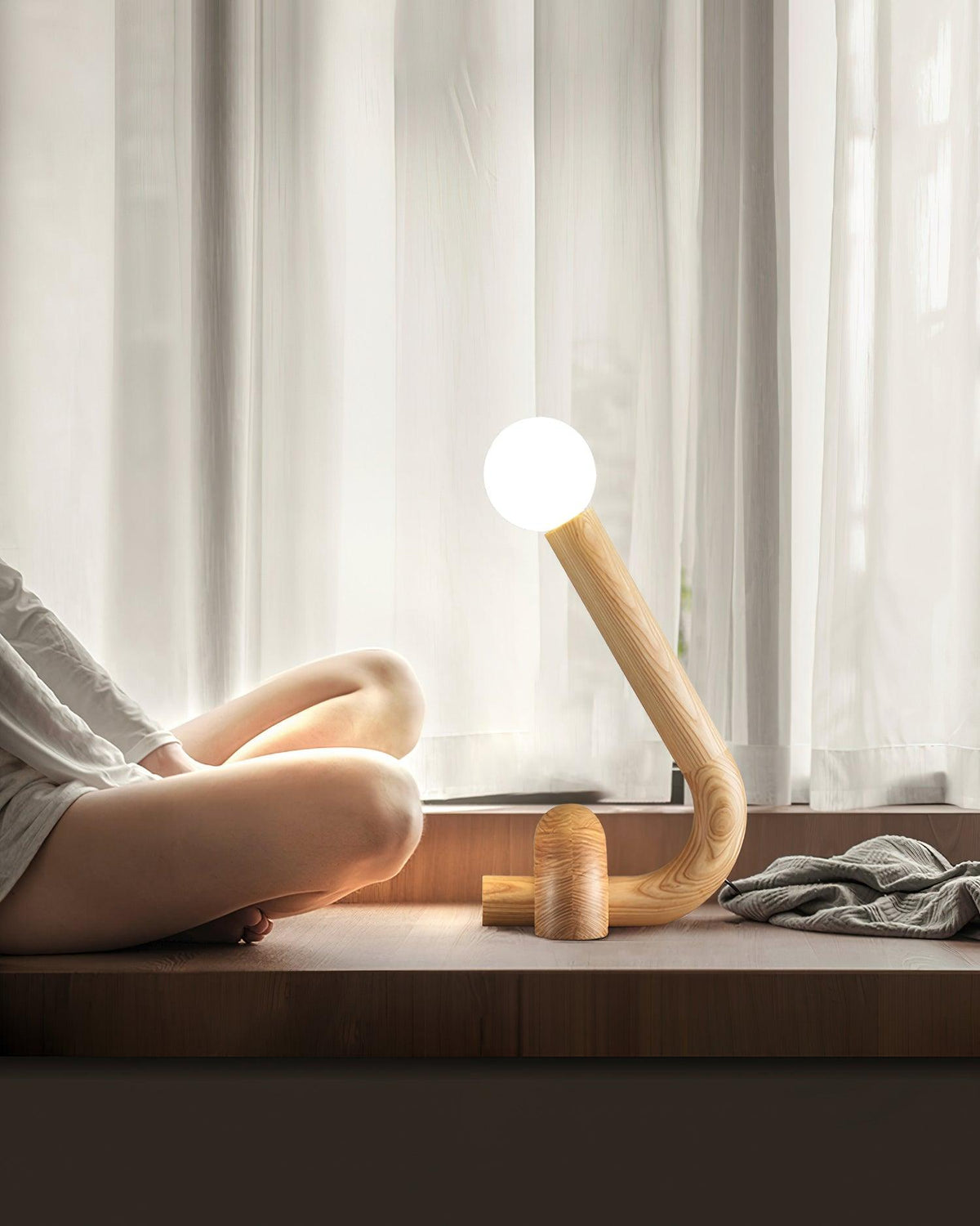 Curled Table Lamp — product and interior detail 11