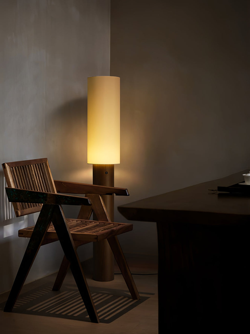 Elara Wood Floor Lamp — product and interior detail 12