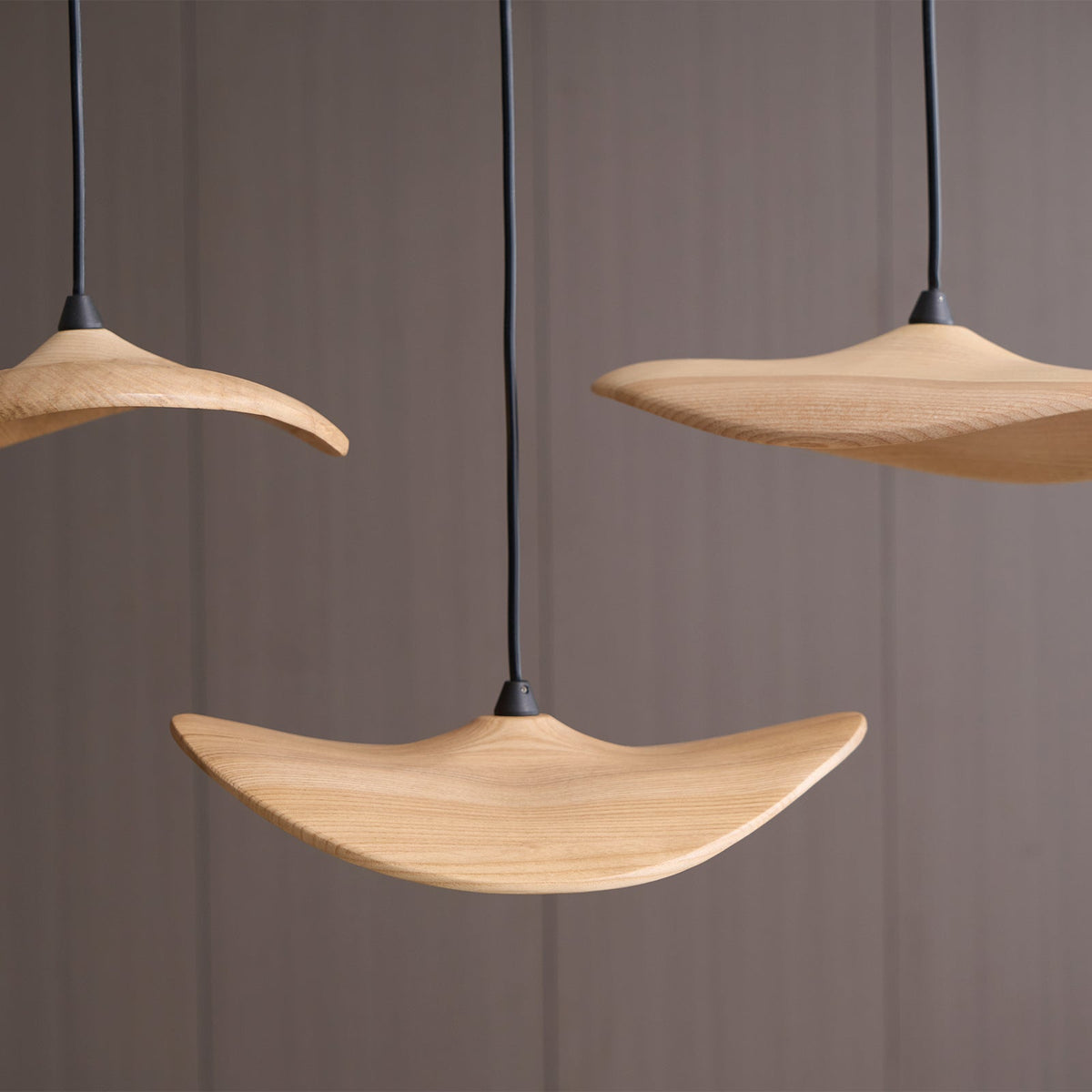 Empty Leaf Wood LED Cluster Chandelier - product view 57