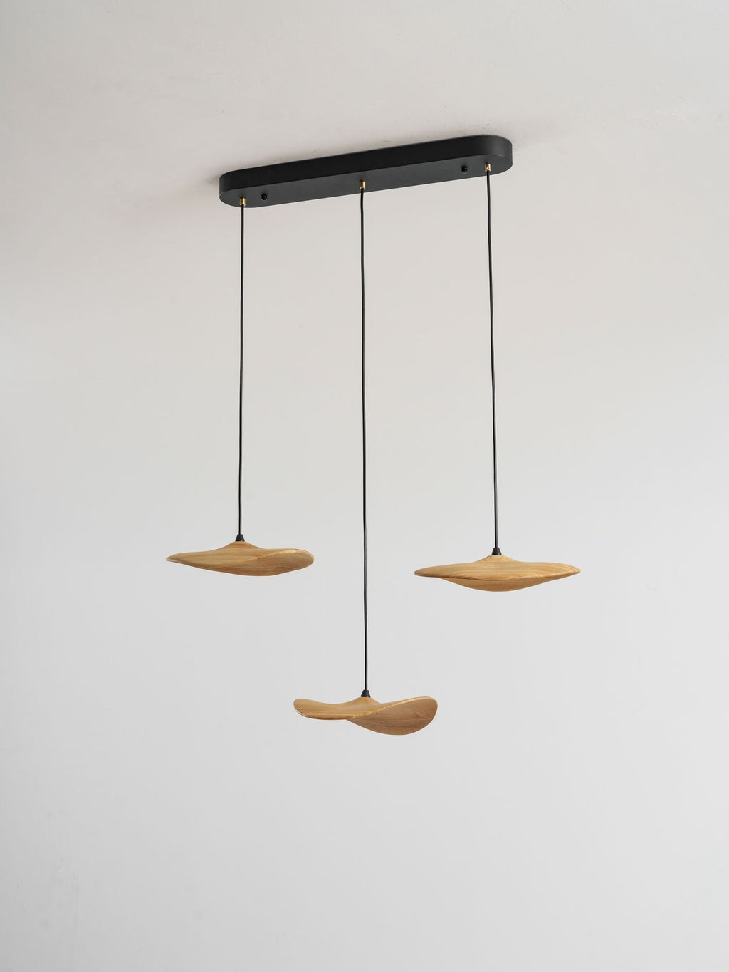 Empty Leaf Wood LED Cluster Chandelier - product view 70
