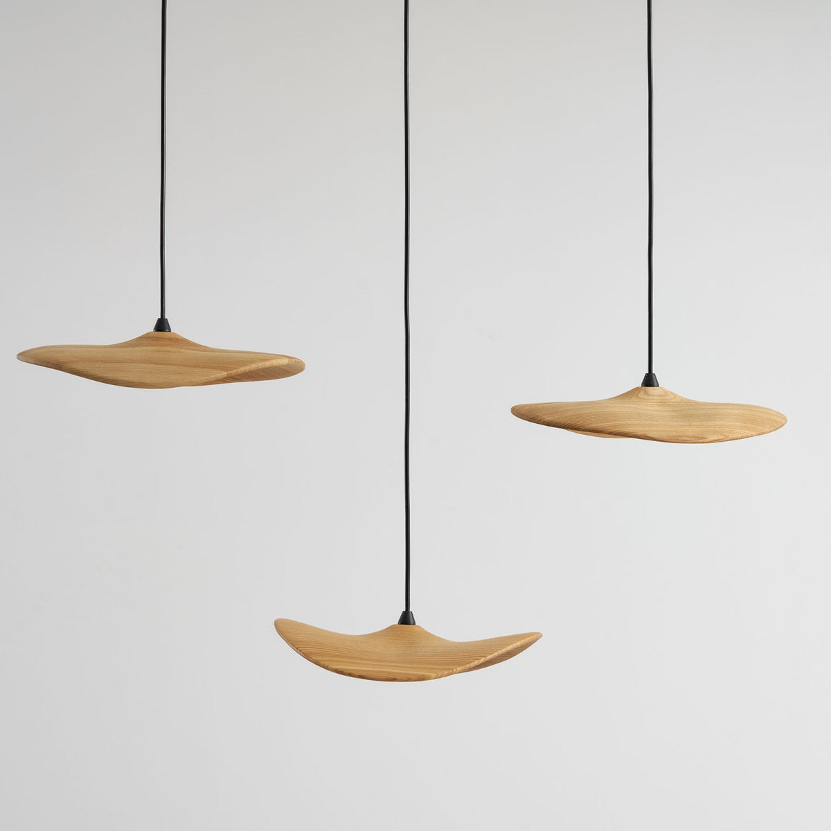 Empty Leaf Wood LED Cluster Chandelier - product view 72