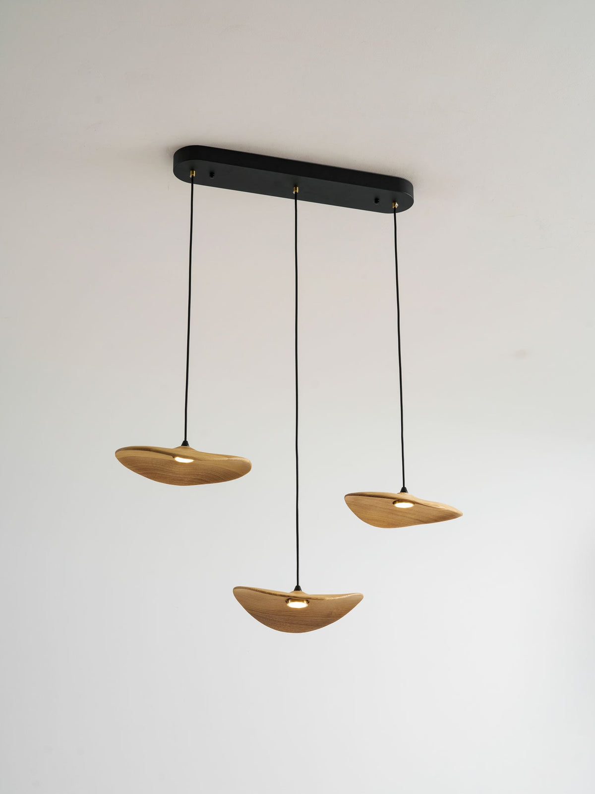 Empty Leaf Wood LED Cluster Chandelier - product view 74