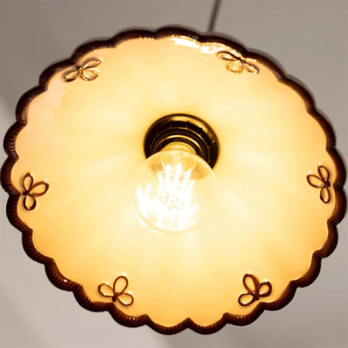 Festonia Pendant Light — product and interior detail 3