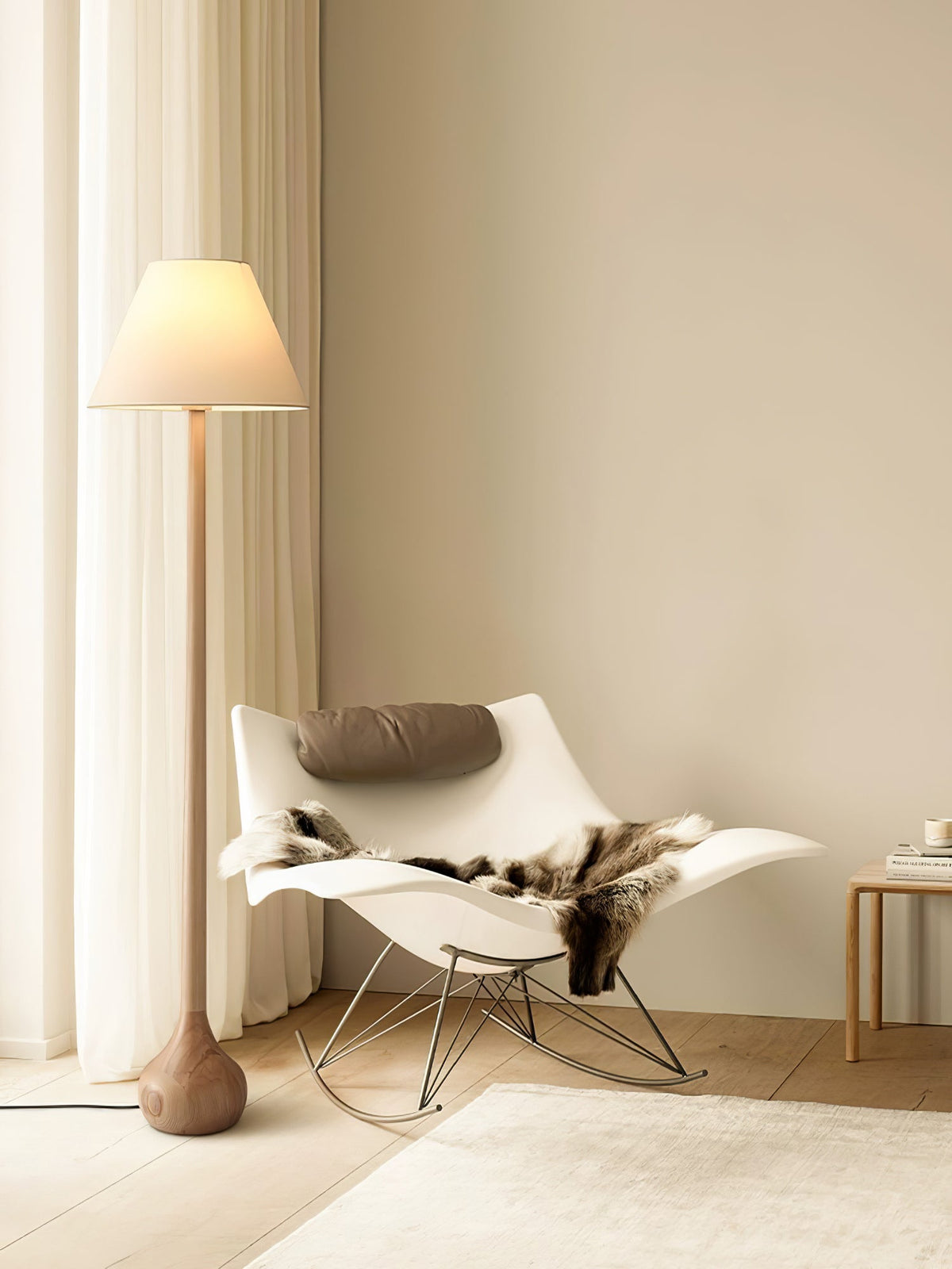 Final Strike Floor Lamp — product and interior detail 40