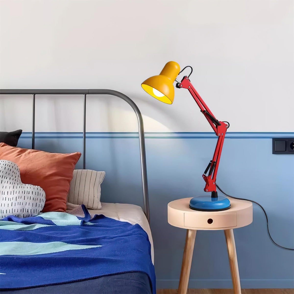 Flexo Color-Block Adjustable Table Lamp — design detail 17