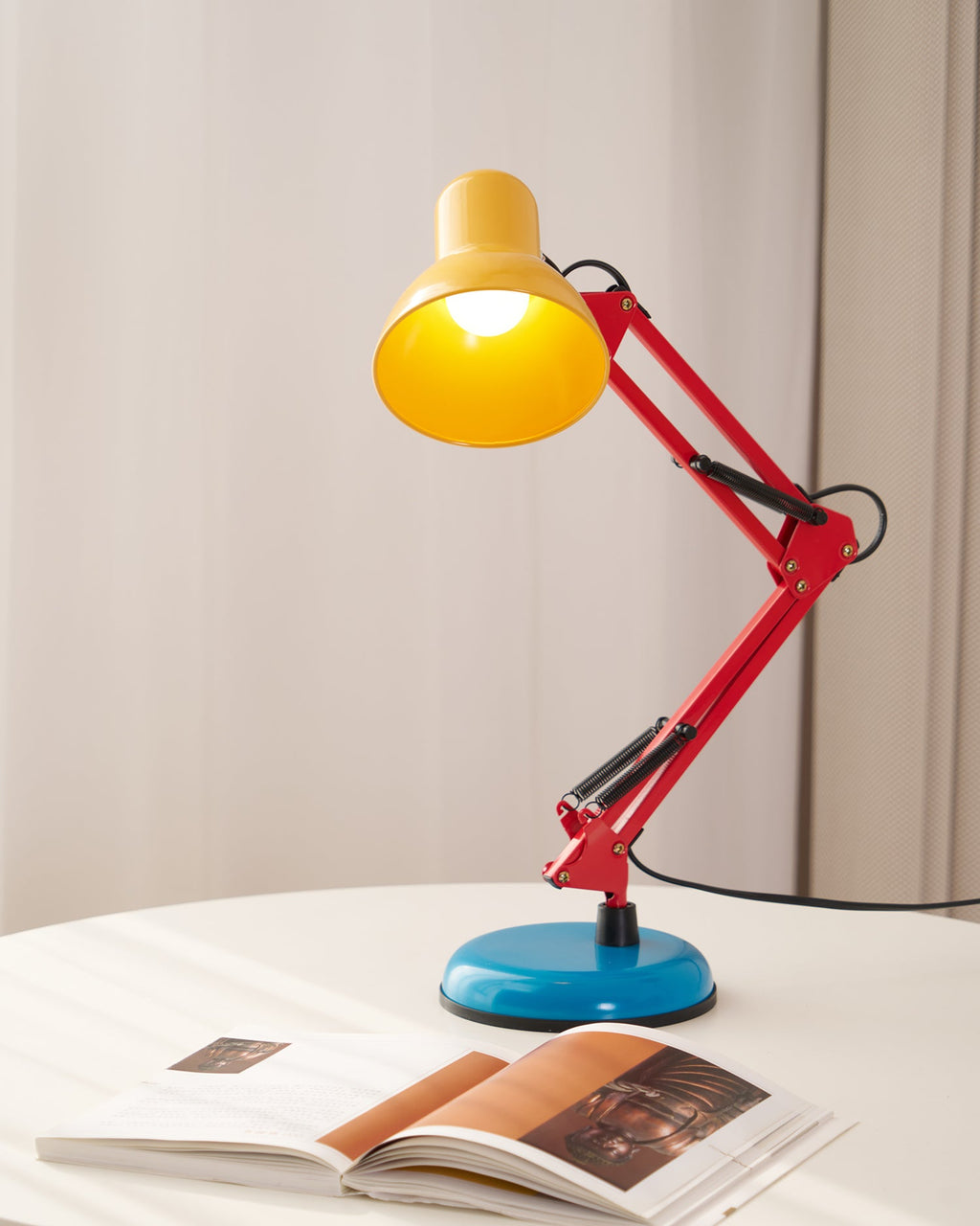 Flexo Color-Block Adjustable Table Lamp — design detail 37