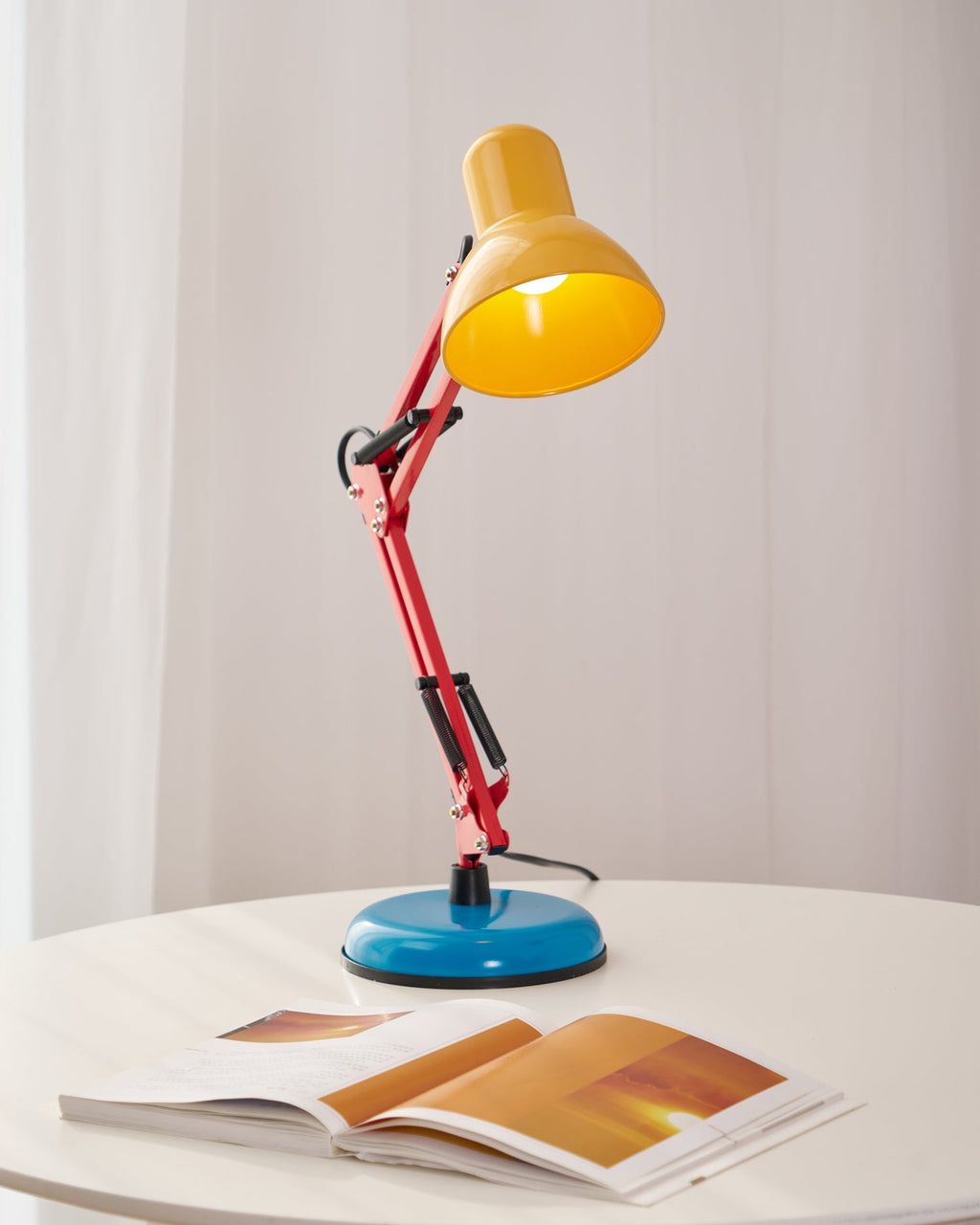 Flexo Color-Block Adjustable Table Lamp — design detail 41