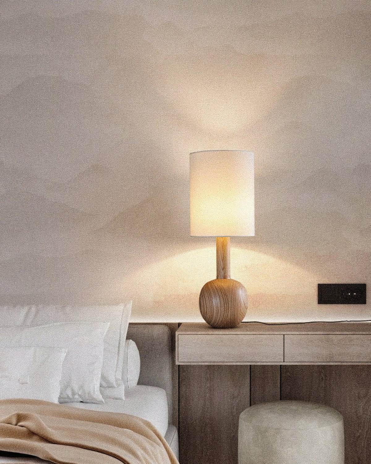 Gavel Table Lamp — product and interior detail 10