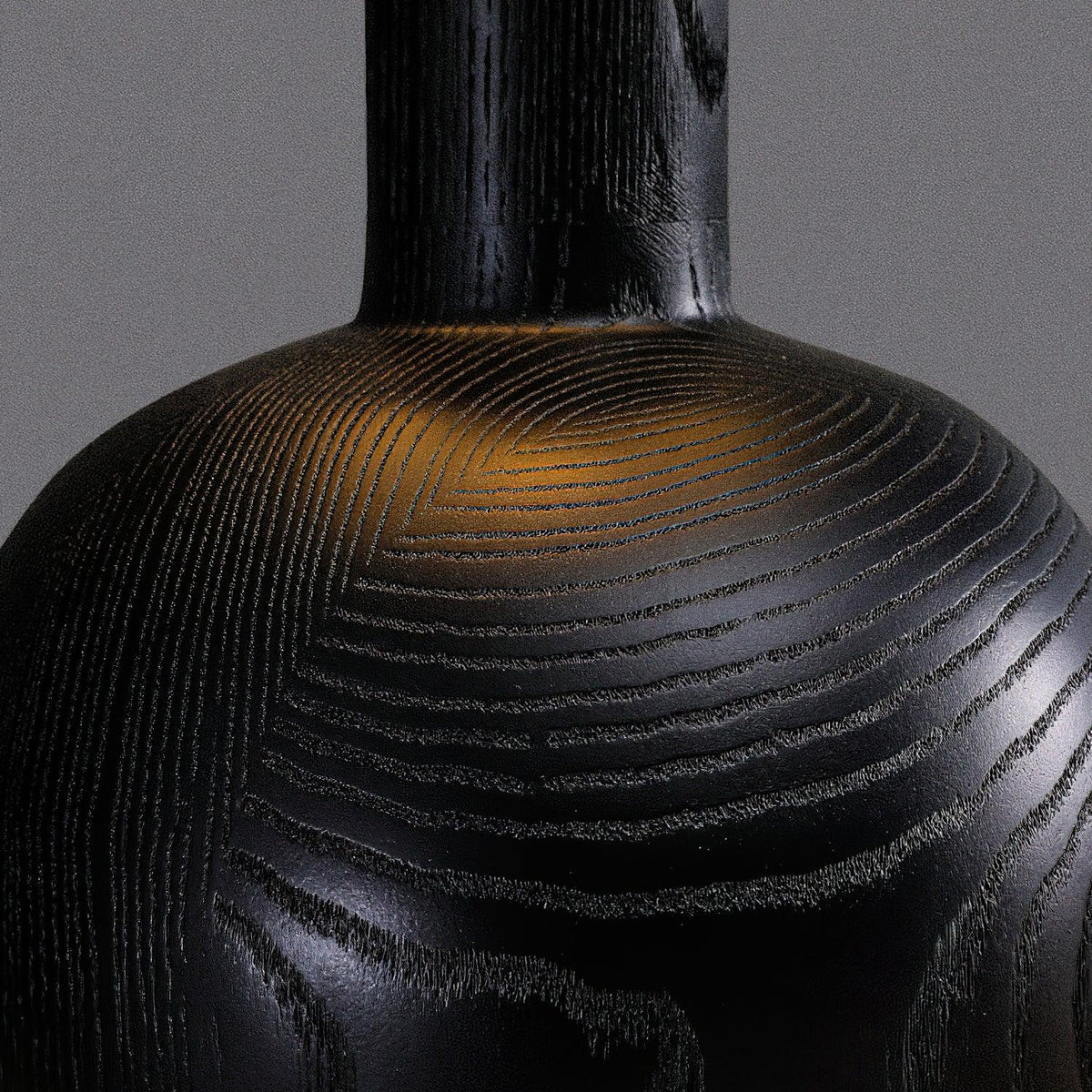 Gavel Table Lamp — product and interior detail 18