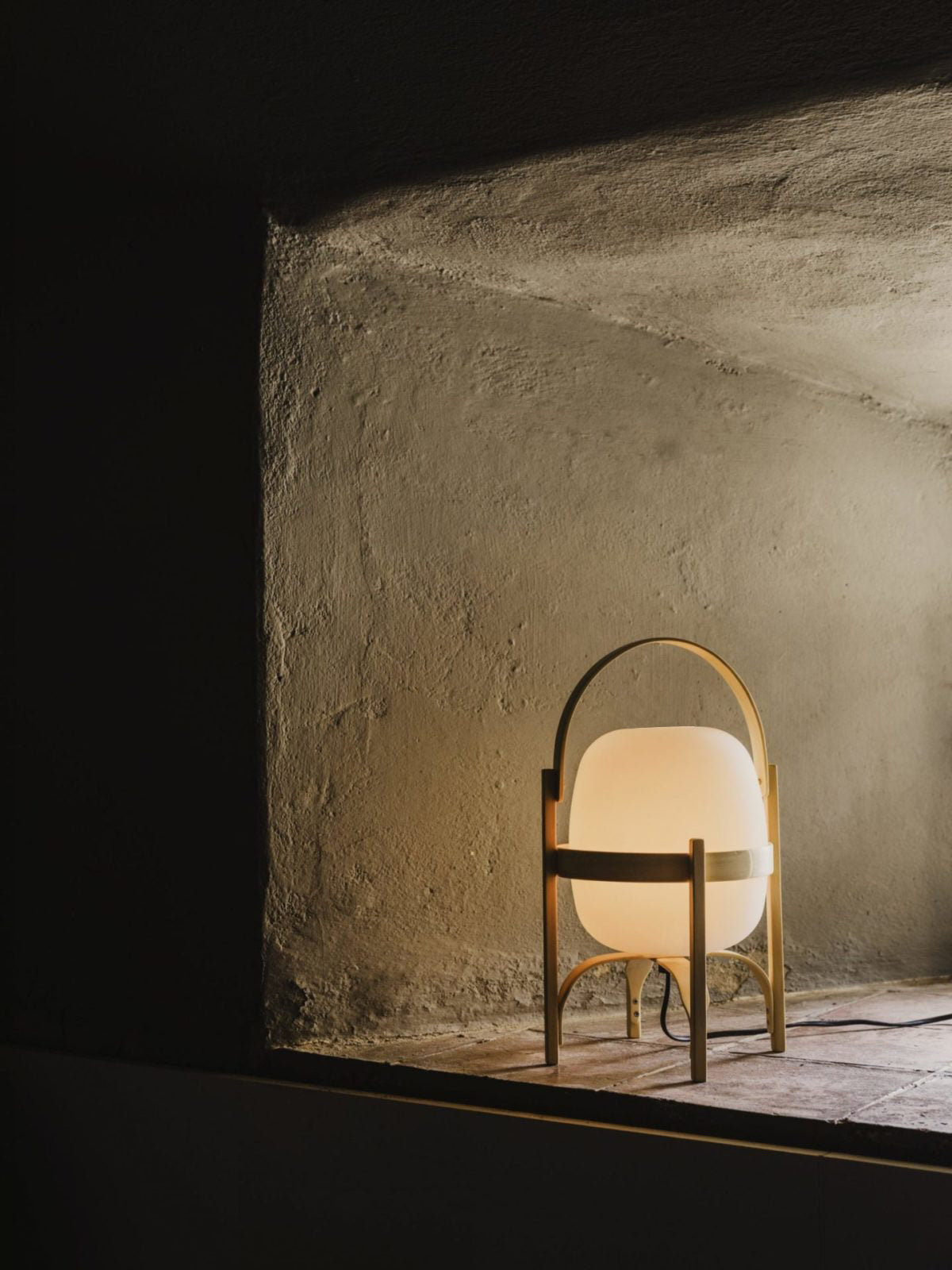 Haven Wood & Glass Plug-In Lantern Lamp — product, finish and specification view 10