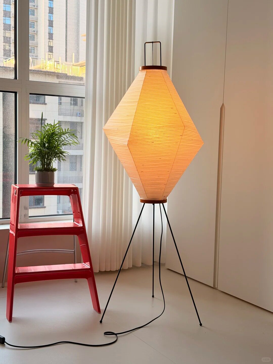 Kairo Diamond Paper Floor Lamp — product detail 10