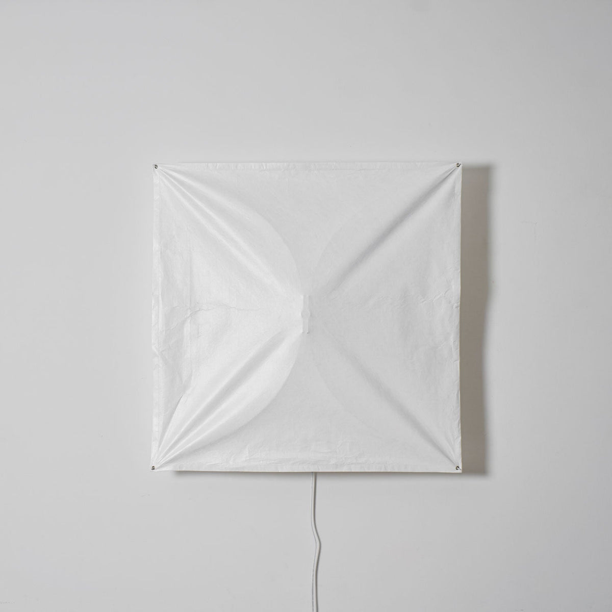 Kite Sculptural Paper Plug-In Wall Lamp — design detail 26