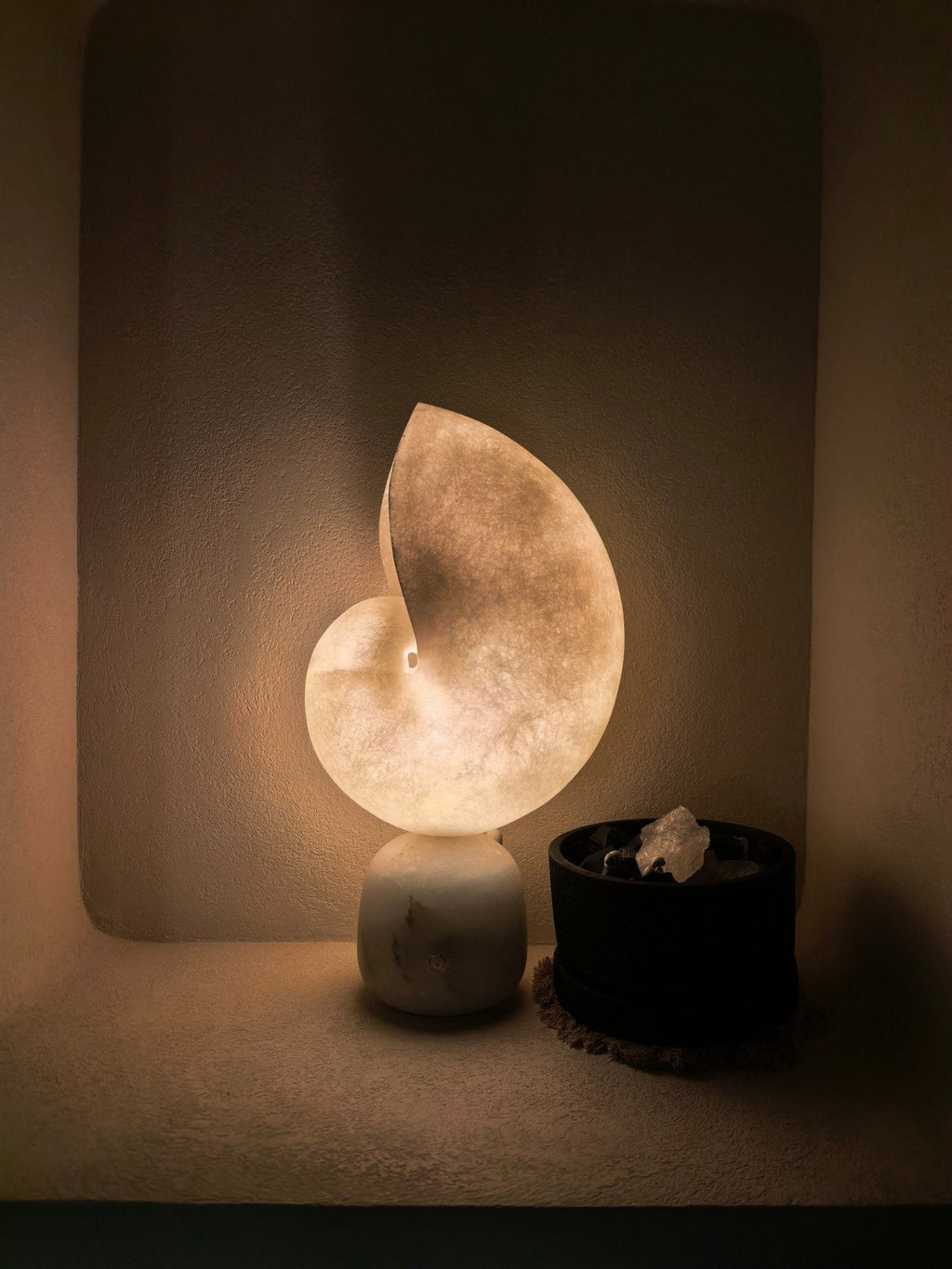 Lumora Alabaster Shell LED Table Lamp – table lamp view 3