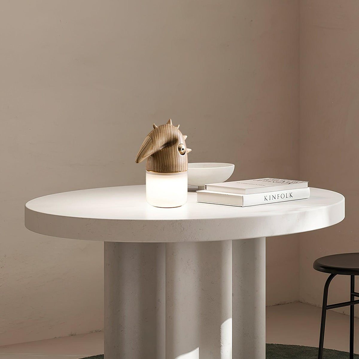 Luolongzi Table Lamp — product and interior detail 12