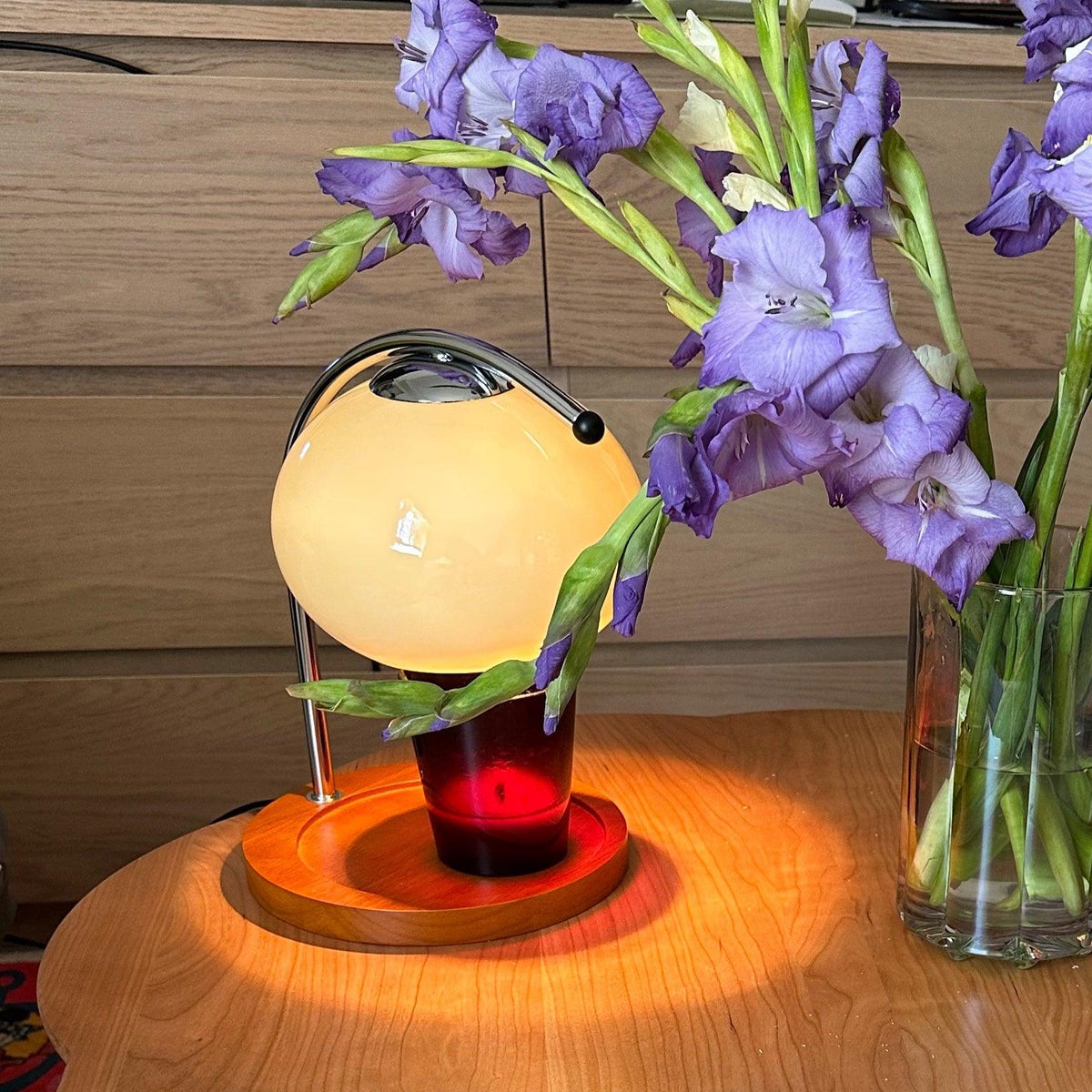 Mauri Candle Warmer Lamp — product and interior detail 10