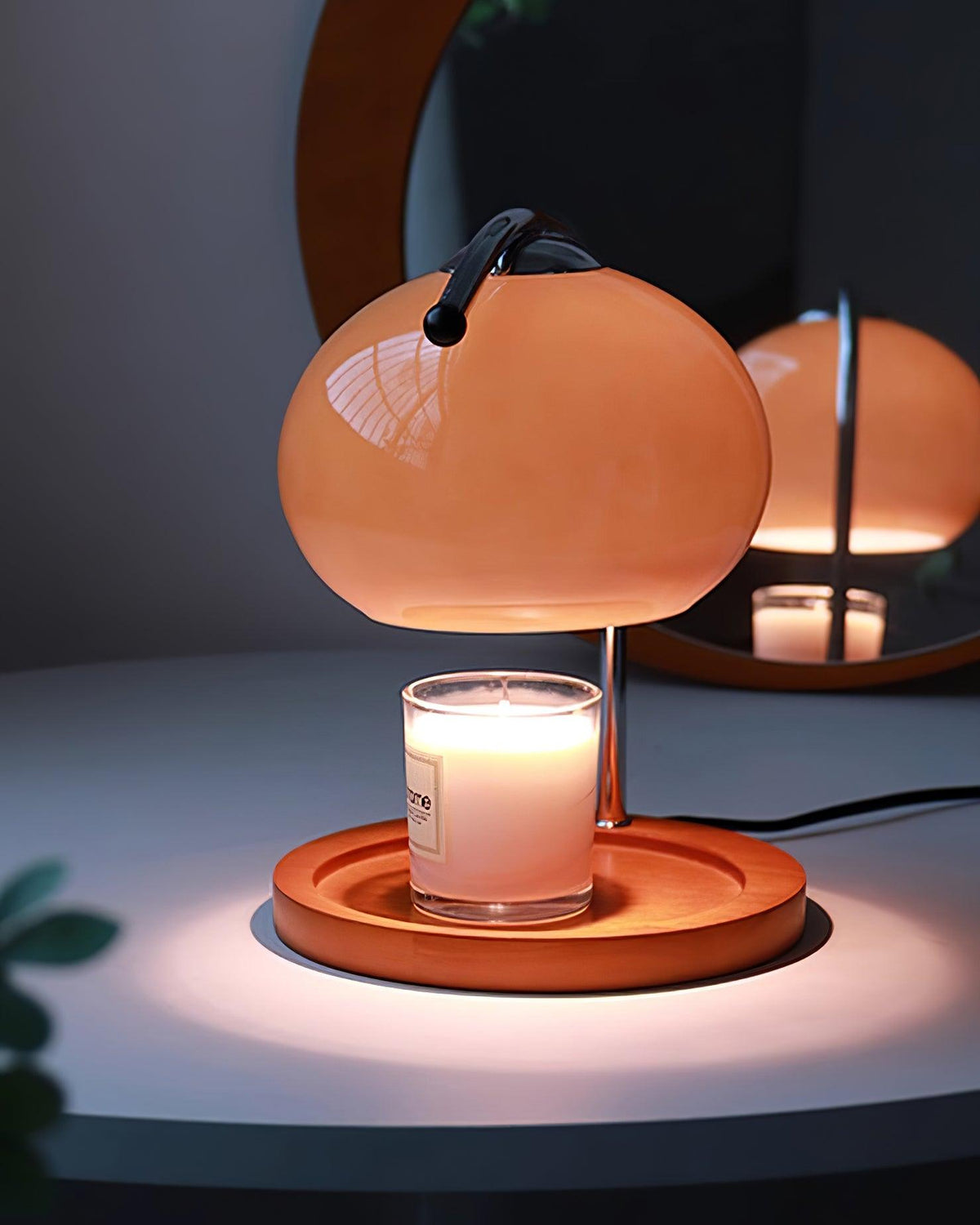 Mauri Candle Warmer Lamp — product and interior detail 15