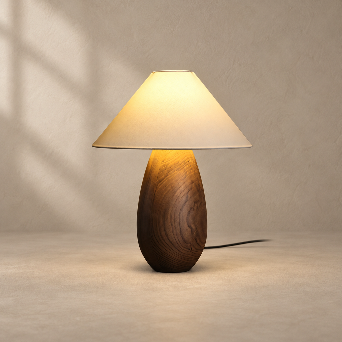 Mountain Wood Table Lamp — product and interior detail 46