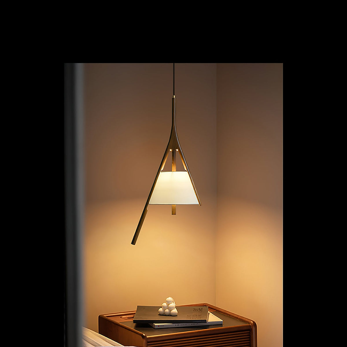 Nanzhi Wood-Frame Shade Pendant Light - product view 4