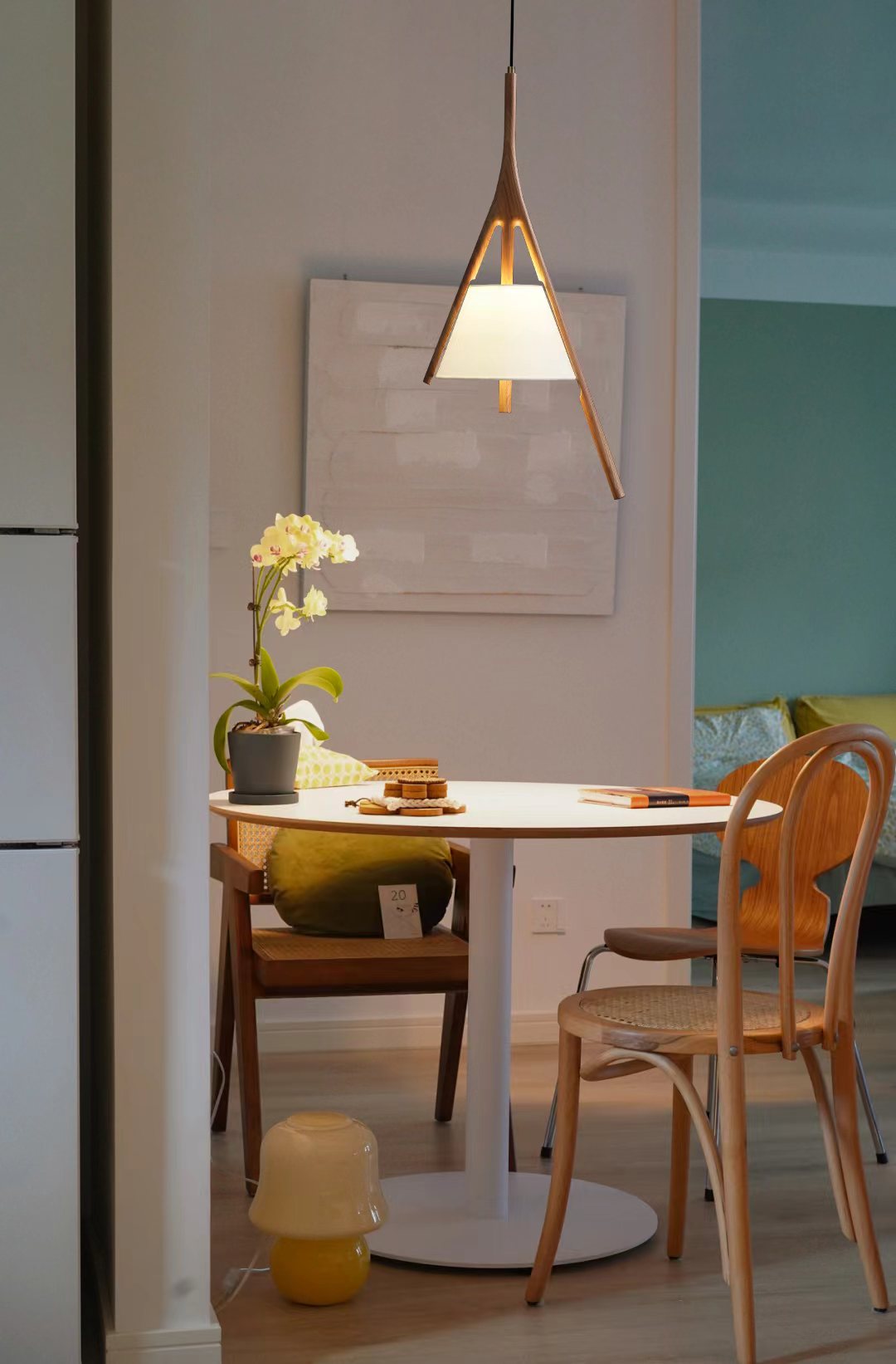 Nanzhi Wood-Frame Shade Pendant Light - product view 8