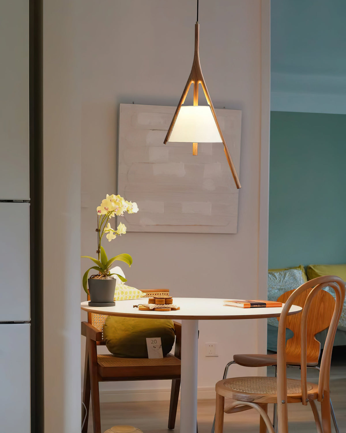 Nanzhi Wood-Frame Shade Pendant Light - product view 11