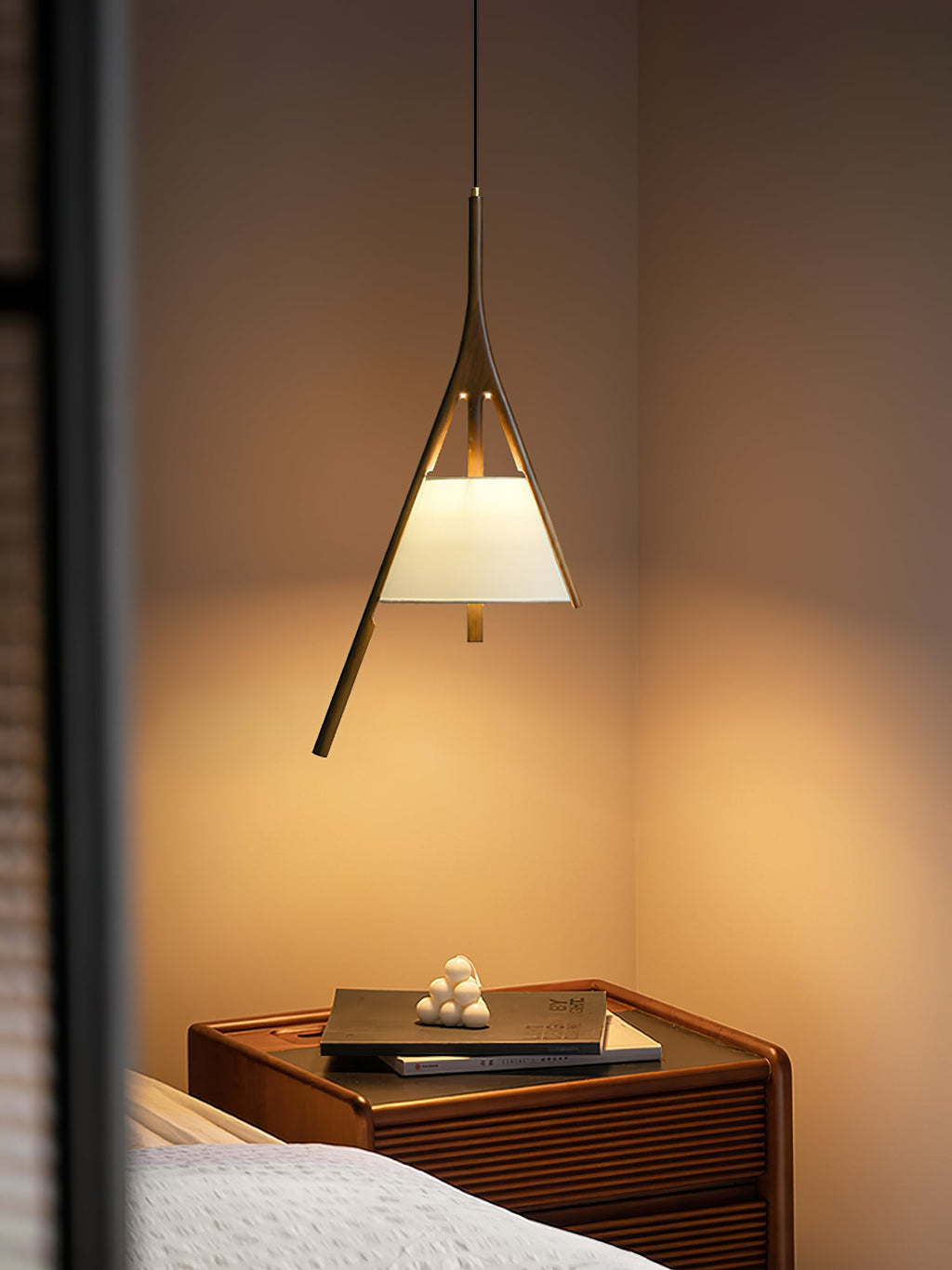 Nanzhi Wood-Frame Shade Pendant Light - product view 54