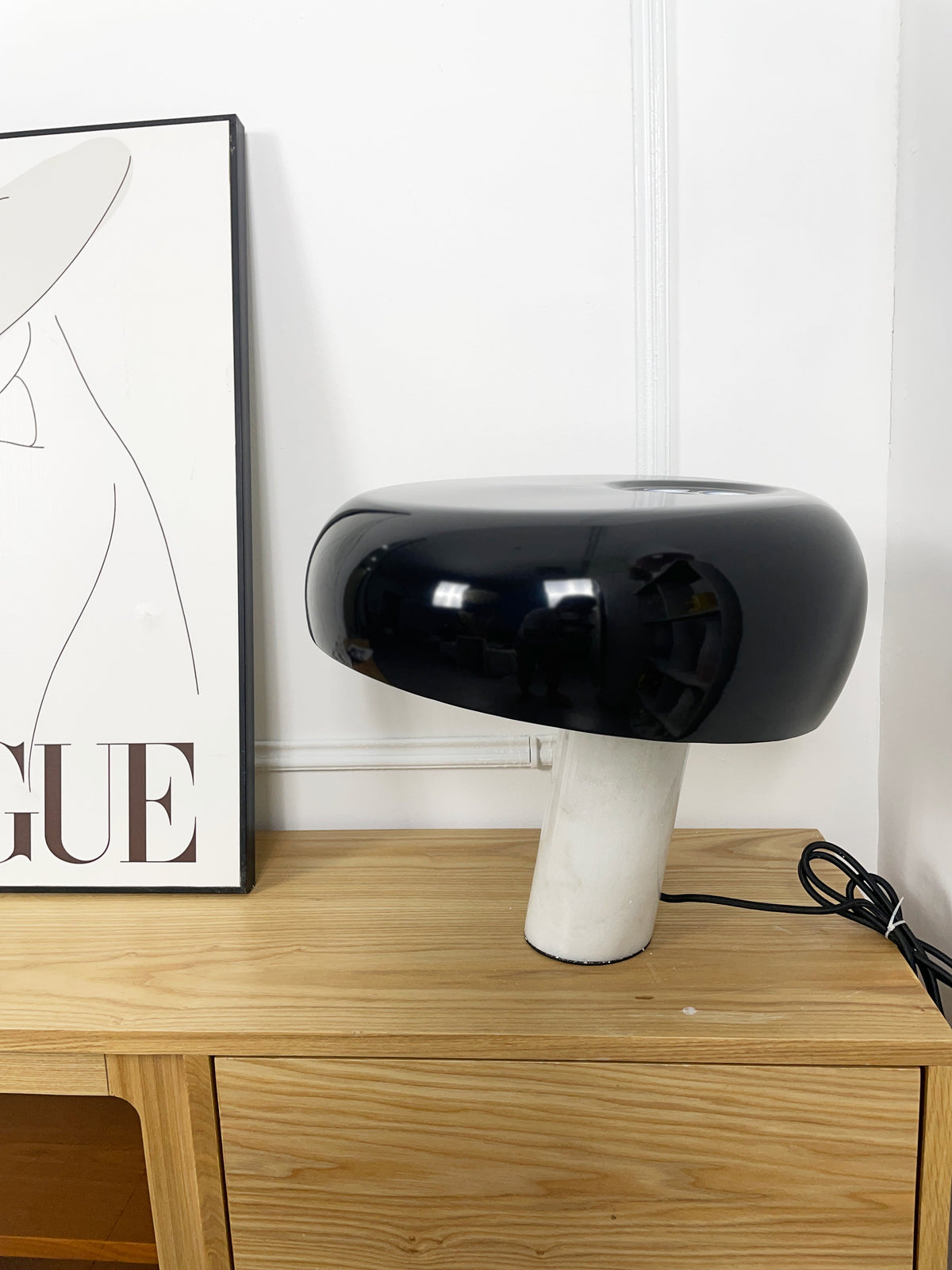 Nivaro Marble Reflector Table Lamp — product, finish and specification view 105