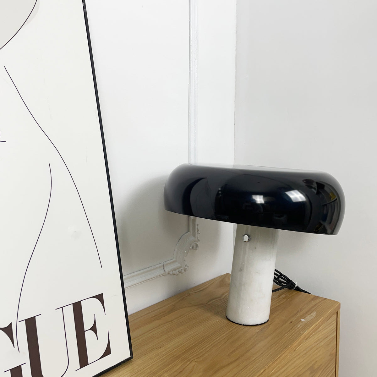 Nivaro Marble Reflector Table Lamp — product, finish and specification view 106