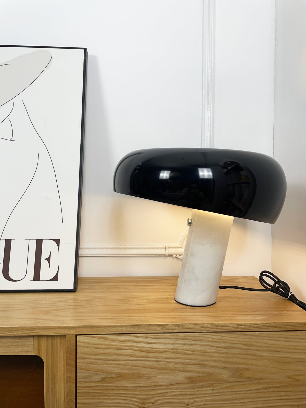 Nivaro Marble Reflector Table Lamp — product, finish and specification view 123