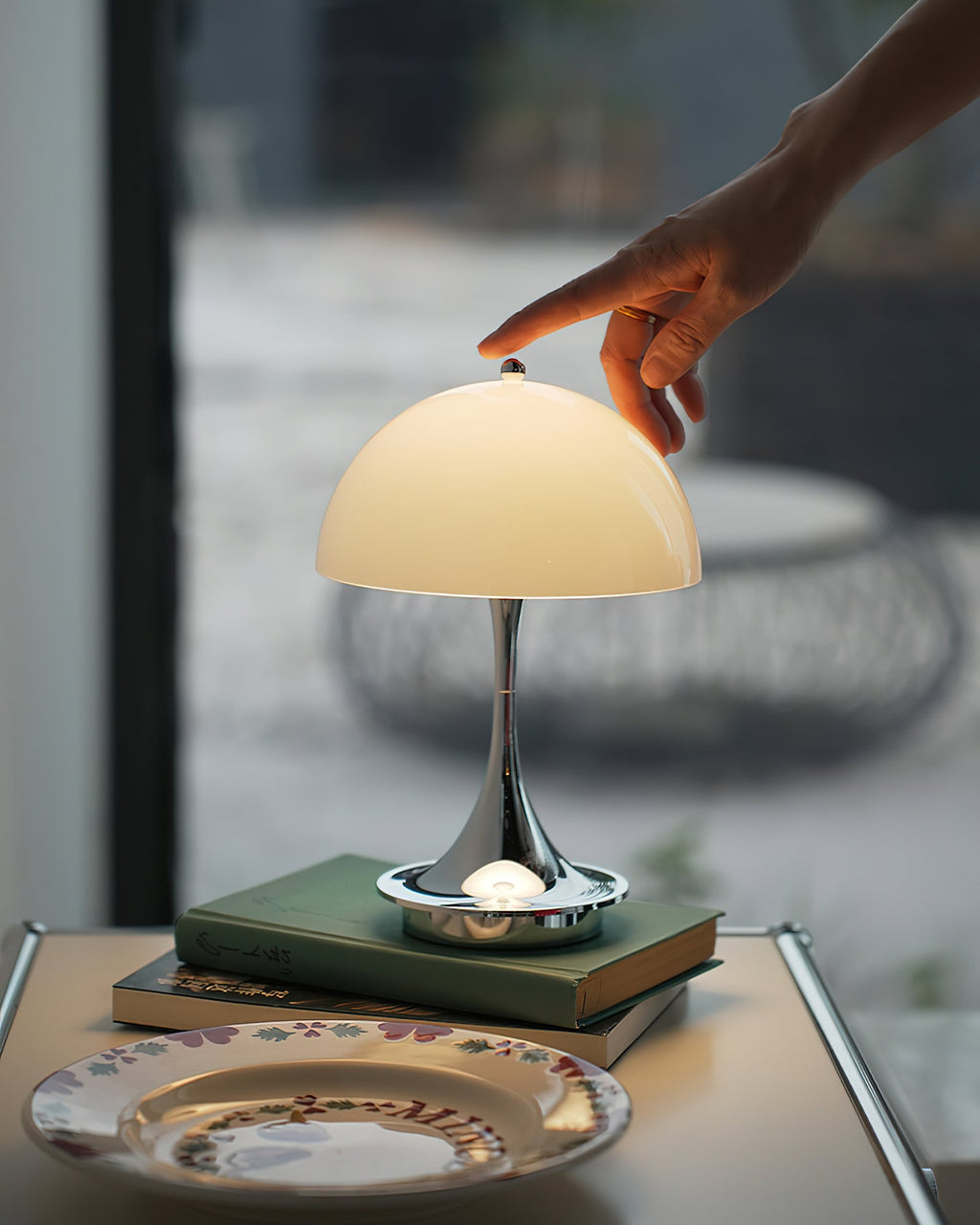 Orbee Table Lamp — product and interior detail 11